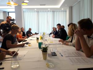 Novinarska konferenca